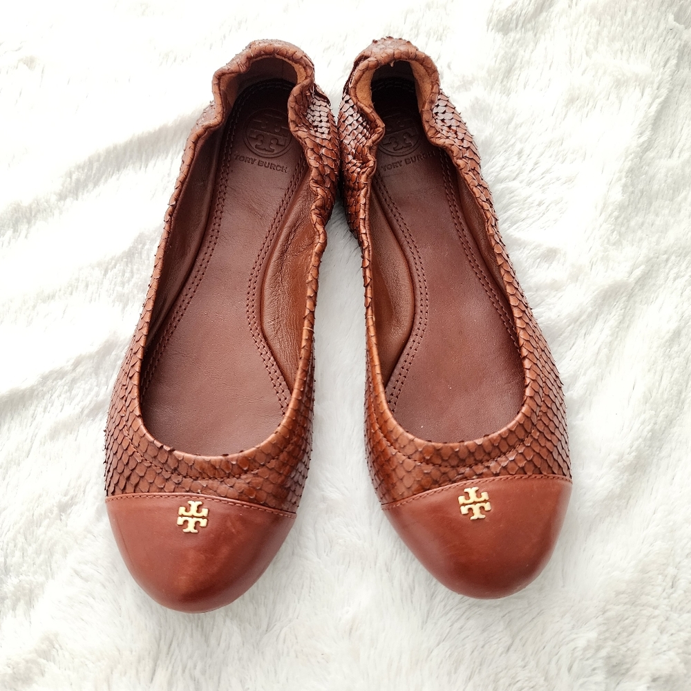 Tory Burch dark brown tan snakeskin leather ballet flat shoes size 6.5